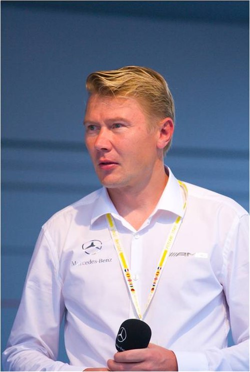 Häkkinen achieved his fourth pole position in four races, and the 14th in his career.