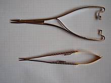 Two specialty needle holders, Mathieu needle holder (above) and Castroviejo needle holder (below). Mikrochirurgischer Nadelhalter 10.JPG