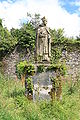 Statue of St. Molanfide in the center of the cloister yard