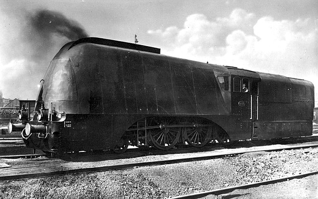 Nederlandse Spoorwegen class 3700/3800 steam locomotive 3804, circa 1936