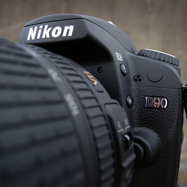 File:Nikon D90 (3065358827).jpg