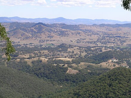 View of the Peel River valley and Nundle from the Hanging Rock Lookout