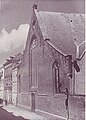 De kerk vanuit het zuiden bezien, in 1925. Het kleine torentje boven op de voorgevel is verdwenen.