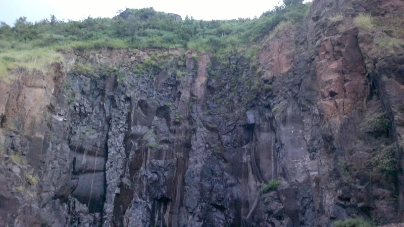 File:Panchgani Rocks.png