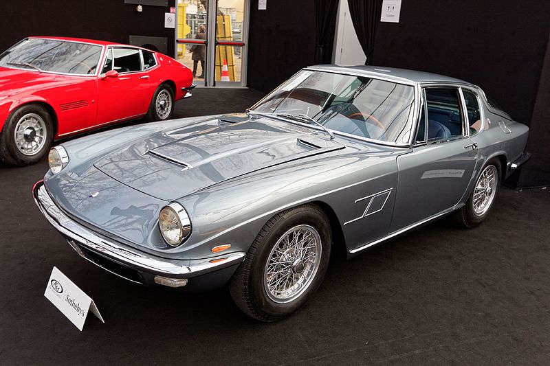 File:Paris - RM Sotheby’s 2016 - Maserati Mistral 3.7 Coupé - 1965 - 001.jpg