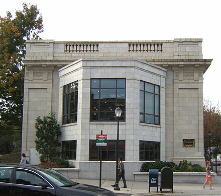 Free Library of Philadelphia, Walnut Street West Branch, 2010