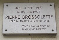 Мемориальная доска Pierre Brossolette, 77 bis rue Michel-Ange, Париж 16.jpg
