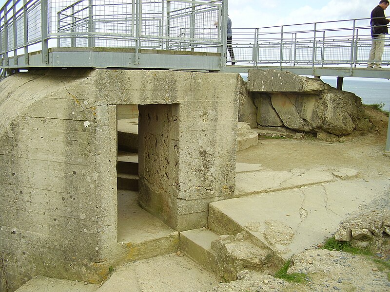 File:Pointe du Hoc 2008 PD 10.JPG