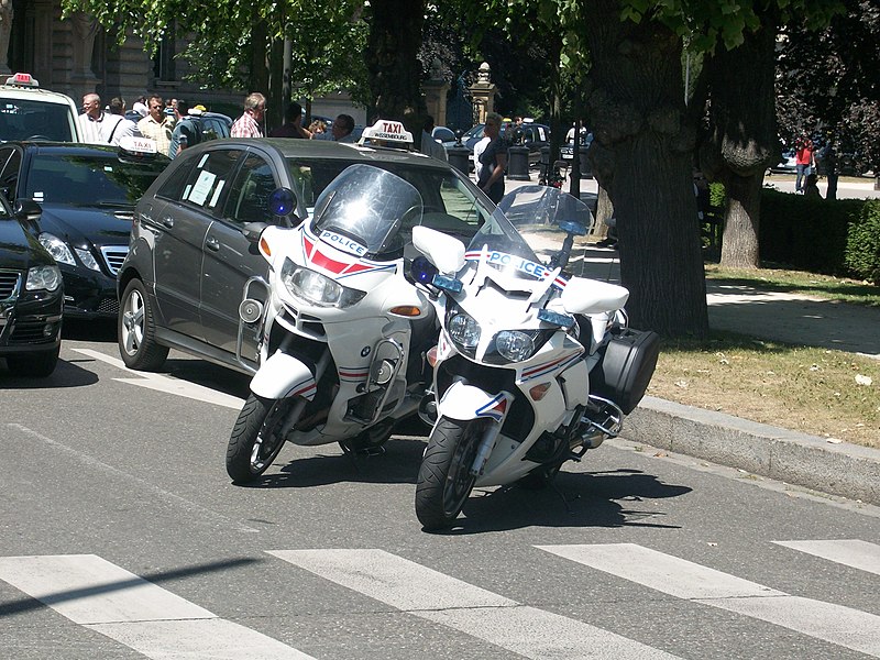 File:Police Nationale motos manifestation taxis 2011.JPG