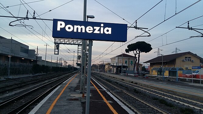 Pomezia railway station