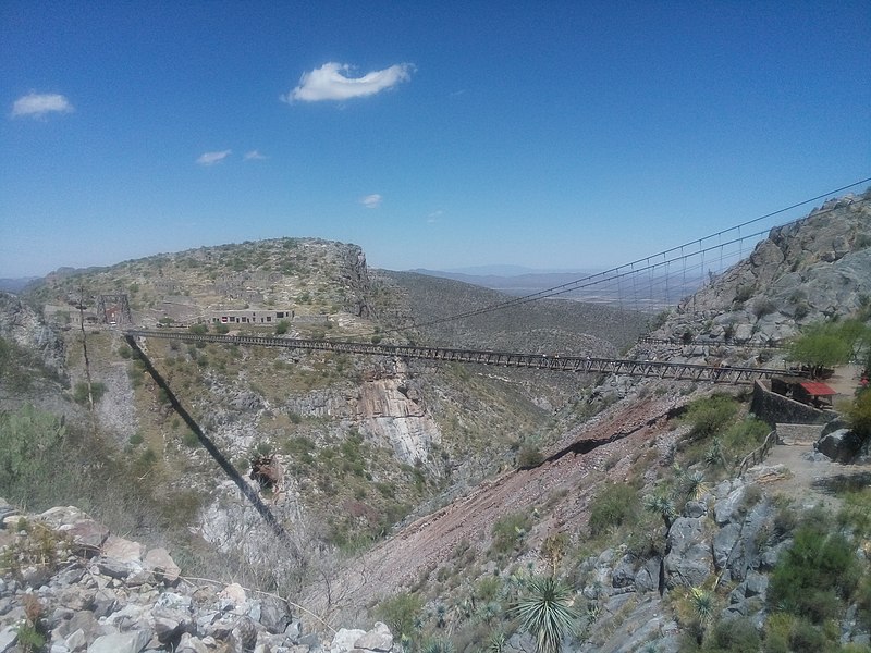 File:Puente de Ojuela - panoramio (2).jpg