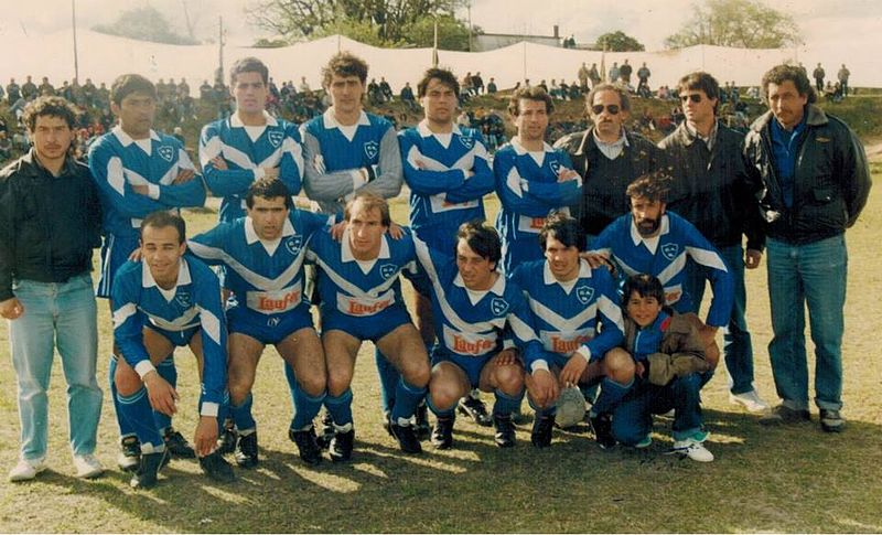 File:Quilmes Campeón temporada de 1992.jpg