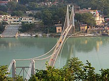 Ramjhula - bridge over the Ganga.jpg