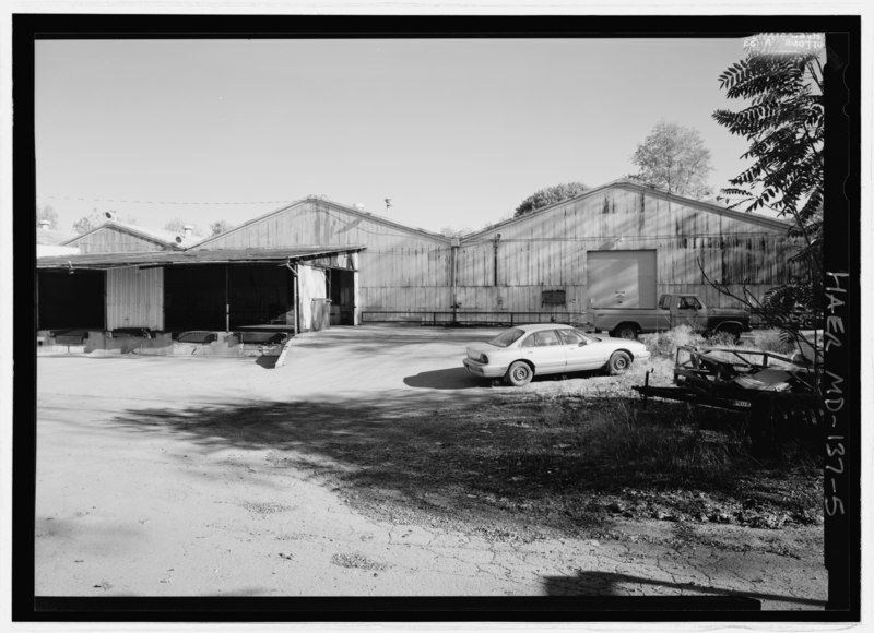 File:Rear storage sheds, view east. - Kreider-Reisner Aircraft Company, Factory No. 1, 851 Pennsylvania Avenue, Hagerstown, Washington County, MD HAER MD-137-5.tif