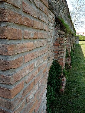 Recinzione a muro