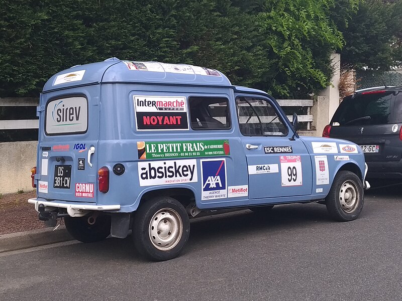 File:Renault 4L Camionnette 4L Trophy (39848552690).jpg