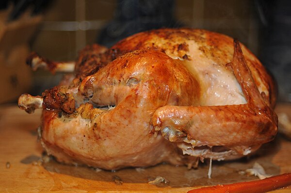 A roast turkey, a traditional American Thanksgiving meal