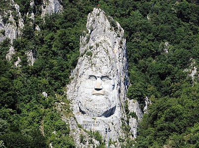 Skulptura u kamenu kralja Decebala, Đerdap, Kladovo