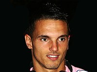 people_wikipedia_image_from Rodney Sneijder