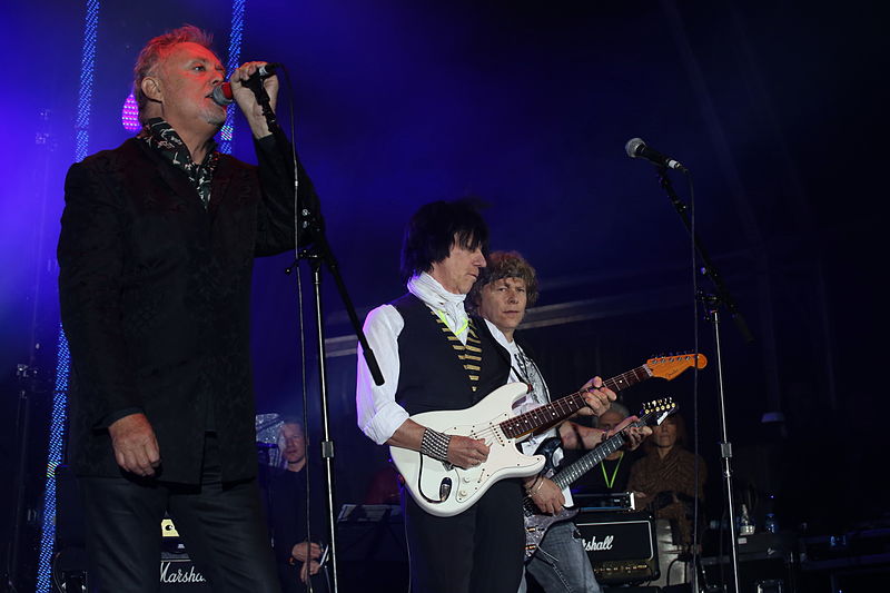 File:Roger Taylor Jeff Beck and Jamie Moses 2.jpg