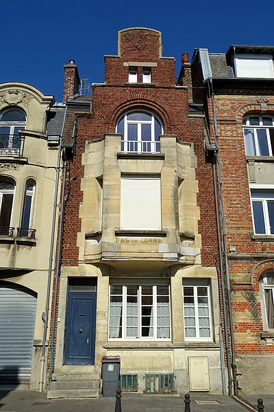 File:Saint-Quentin (02), maison, 23 rue Voltaire.jpg