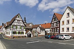 Schöneck (Hessen), Ortsteil Kilianstädten, Blick vom Platz der Republik auf die Altstadt