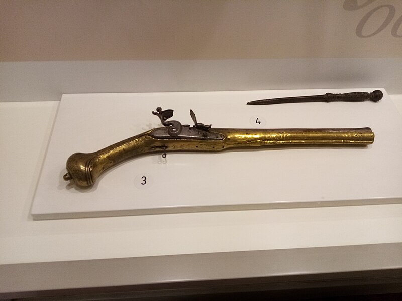 File:Serbian rebel flintlock pistol 19 century.jpg