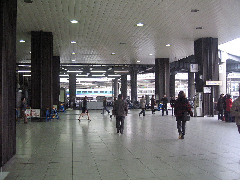 File:Shin Osaka Station 7.JPG