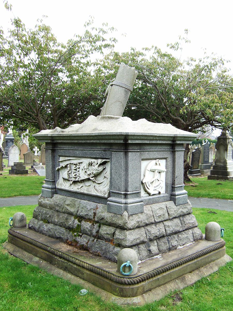 Lifeboat Memorial, Southport