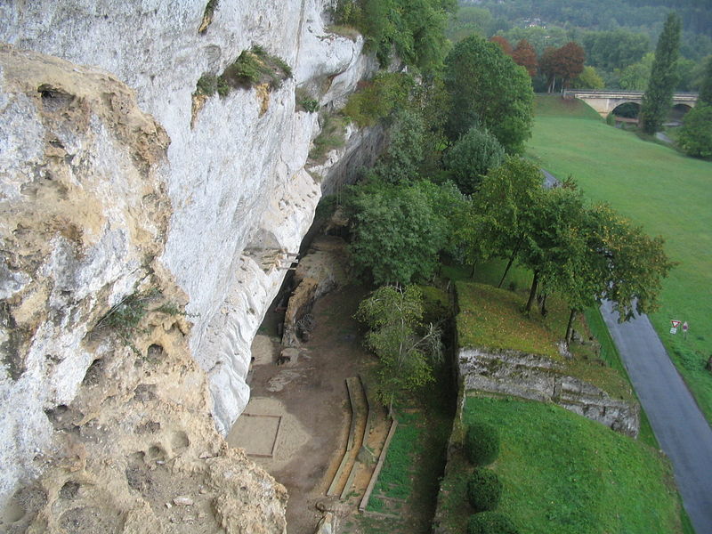 File:St. Christophe Rock - panoramio - Colin W (1).jpg