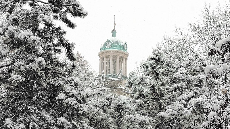 File:St. Lawrence Hall from St. James Park.jpg