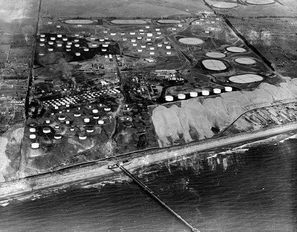 El Segundo and Standard Oil Refinery, c. 1920