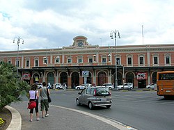 Stazione di Bari Centrale.jpg