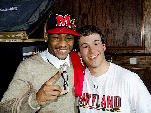 Diggs with a fan after committing to Maryland