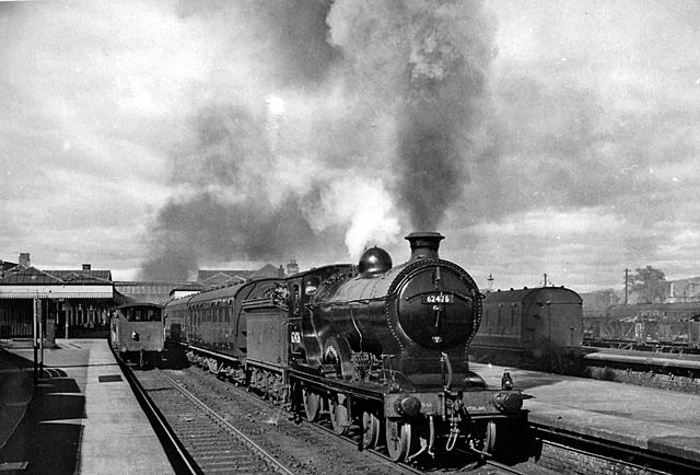 Dundee – Edinburgh express in 1957