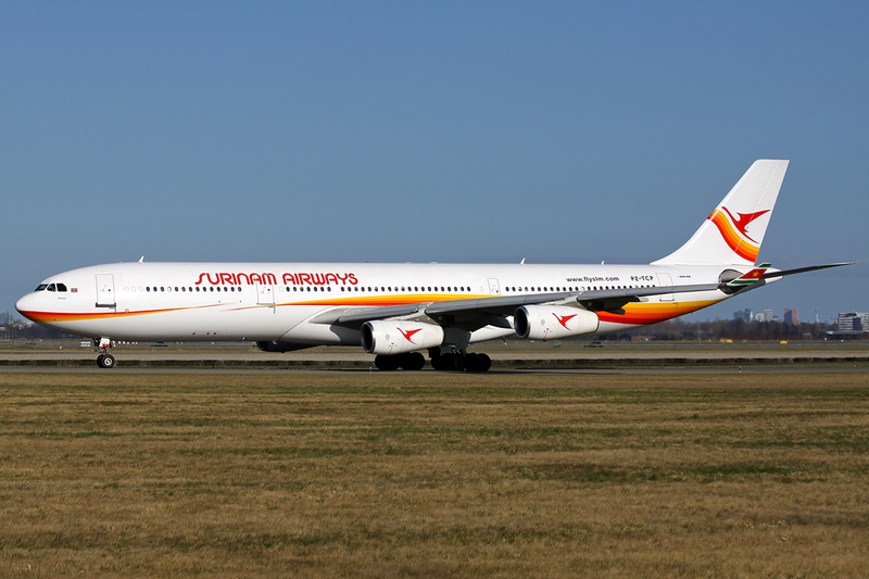 File:Surinam Airways A340-300 PZ-TCP AMS 2011-3-6.png