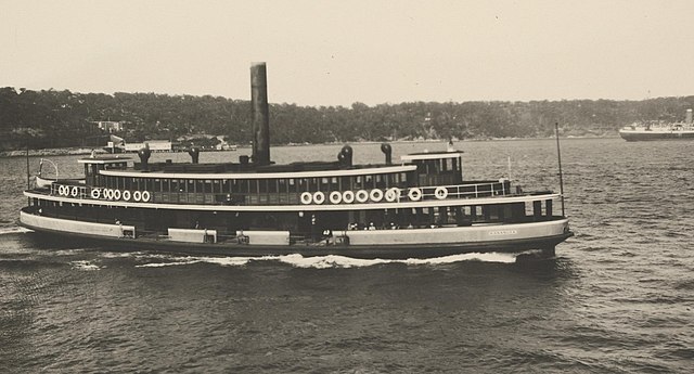 Rounding Cremorne Point late 1920s or early 1930s