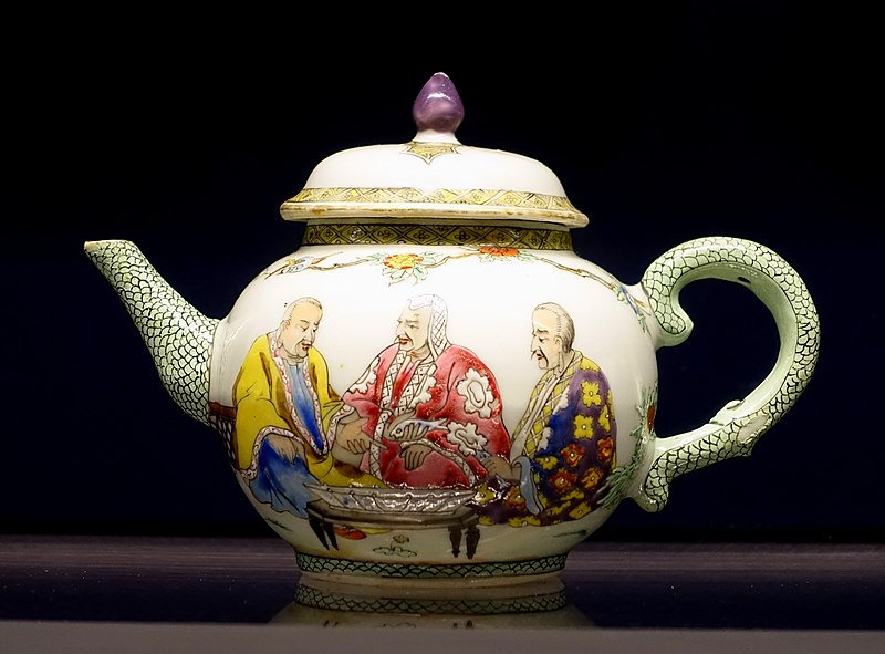 File:Teapot after a design by Cornelis Pronk, Jingdezhen, China, c. 1738, porcelain - Peabody Essex Museum - Salem, MA - DSC05175.jpg