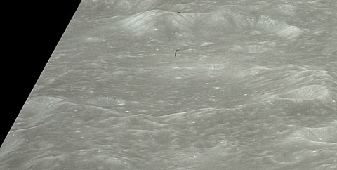 Oblique view from Apollo 17 Tebbutt crater AS17-148-22768.jpg