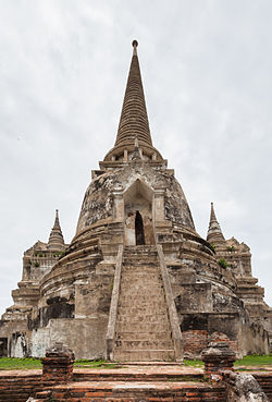 Templo Phra Si Sanphet, Ayutthaya, Tailandia, 2013-08-23, DD 09.jpg