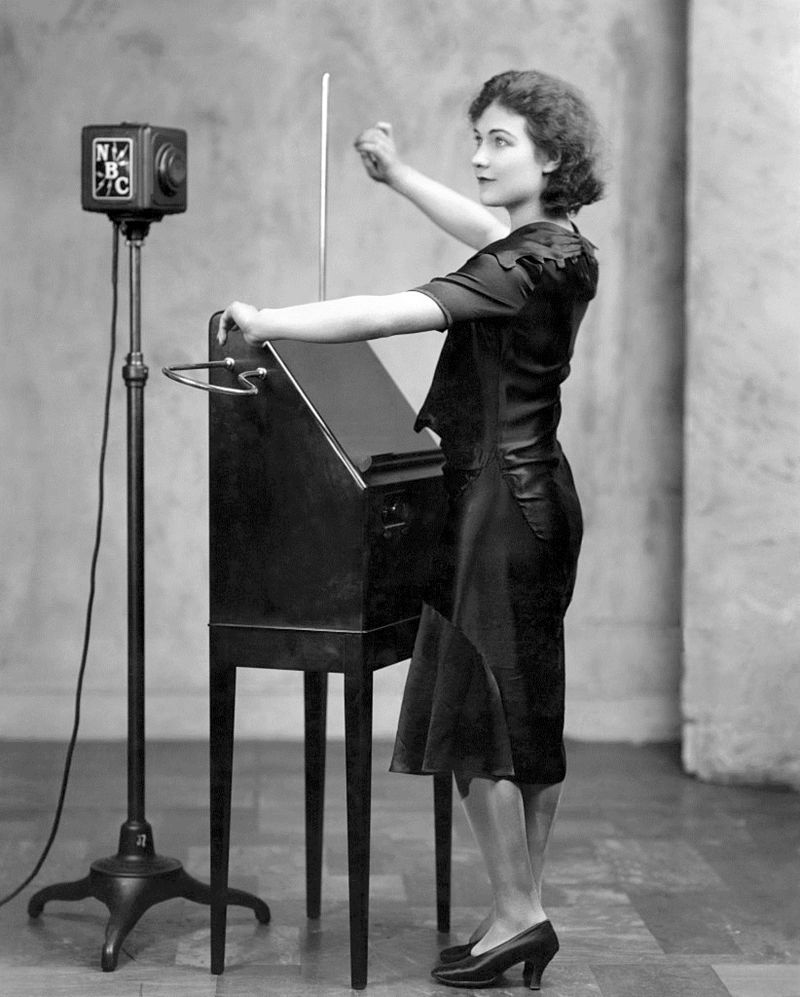 Theremin – Wikipedia