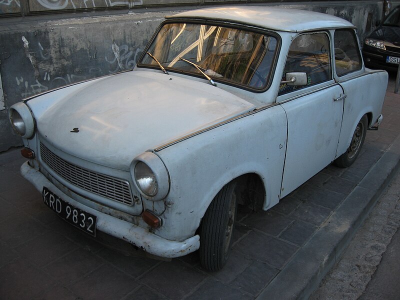 File:Trabant 601 on Loretańska street in Kraków.jpg