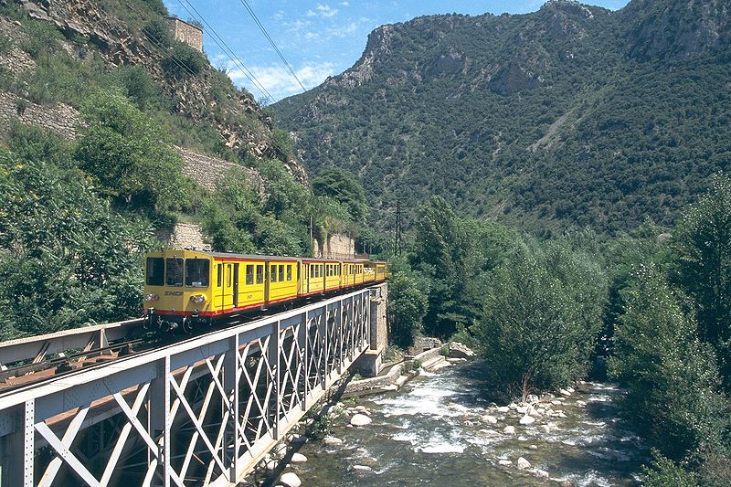 File:Trainjaune 03.jpg