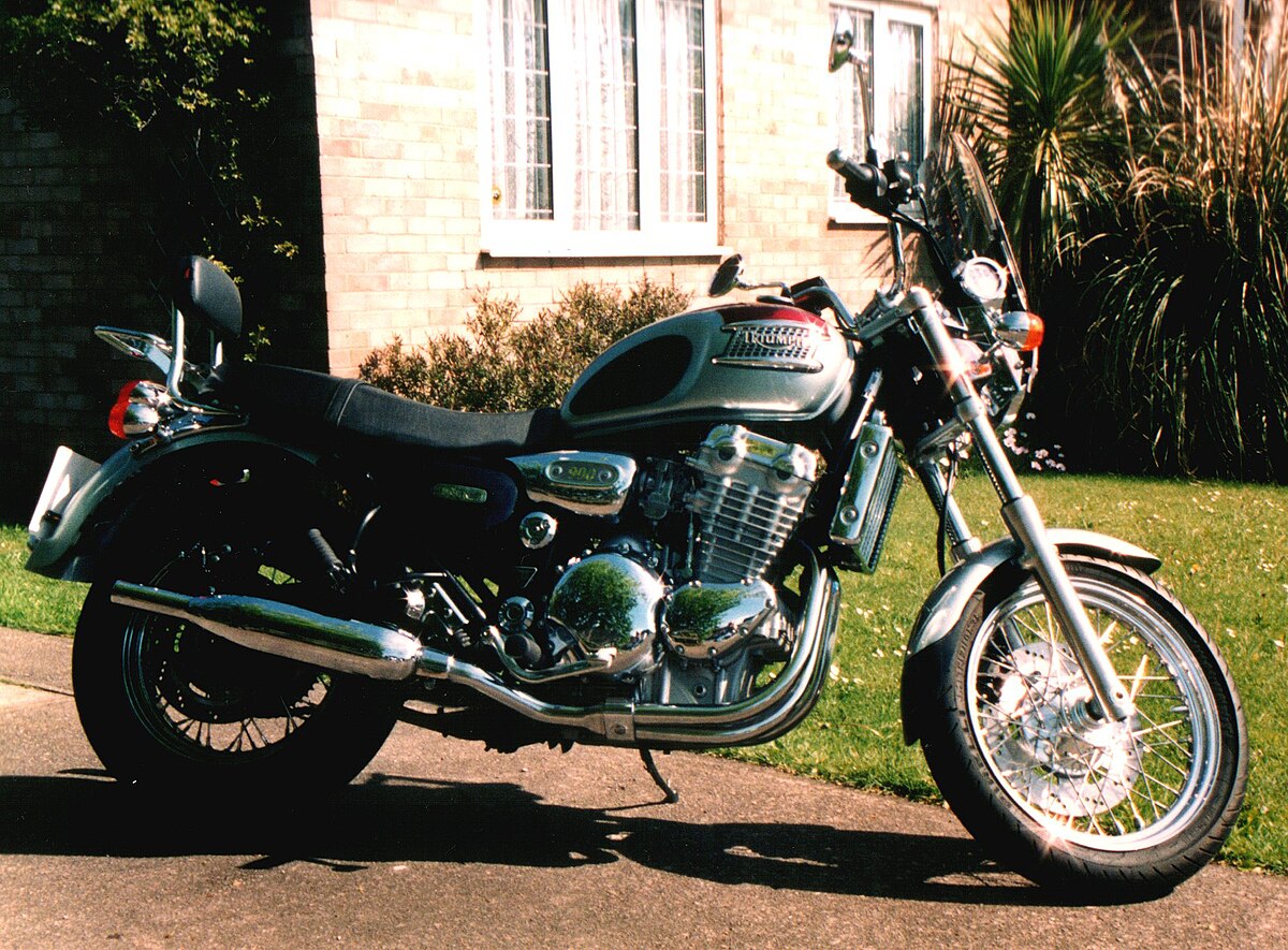 triumph thunderbird 900 custom