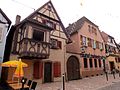 Maison façade sur rue, porte sur la cour