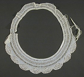 19th century cotton woven lace, Los Angeles County Museum of Art Unfinished Sample of Knotted Lace LACMA M.83.97.5 (1 of 2).jpg
