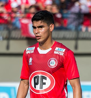 <span class="mw-page-title-main">Erick Wiemberg</span> Chilean footballer (born 1994)