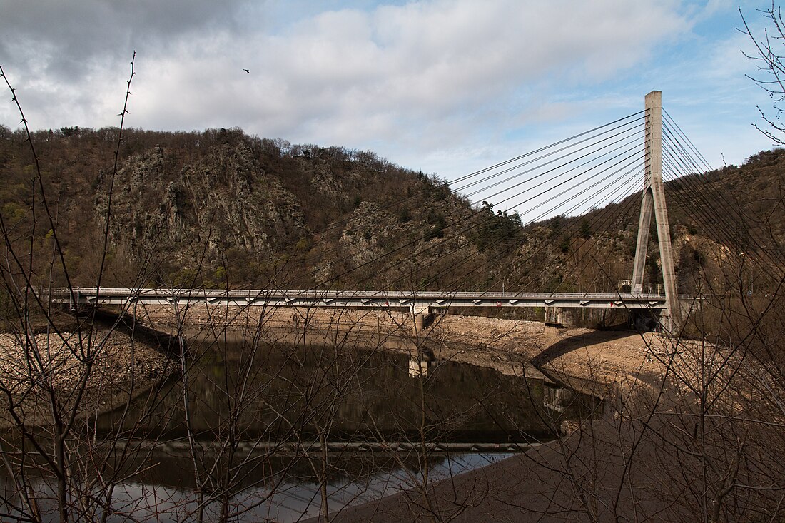 File:Unieux-Le Pertuiset-Pont du bicentenaire-20140325.jpg