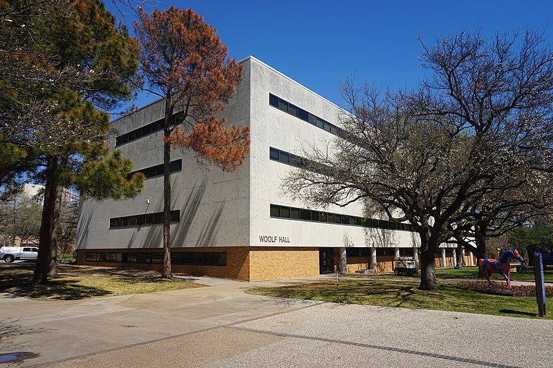 File:University of Texas at Arlington March 2021 061 (Woolf Hall).jpg