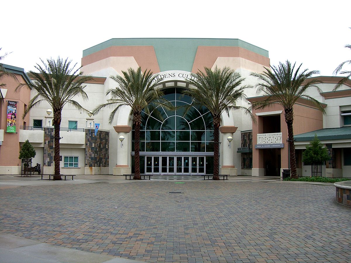 Christmas Tree at Victoria Gardens Mall. Rancho Cucamonga, CA